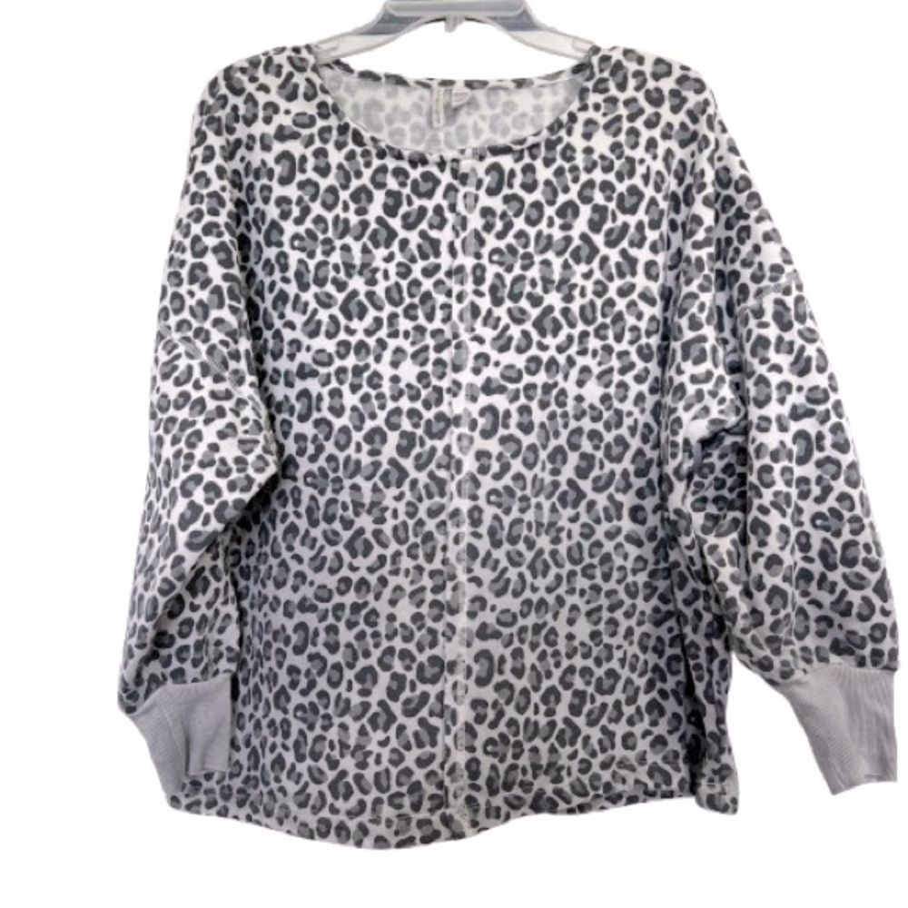 Live Well Lounge Cheetah Print Cotton/Fleece Top Round Neck Rib Cuffs Plus 14-16
